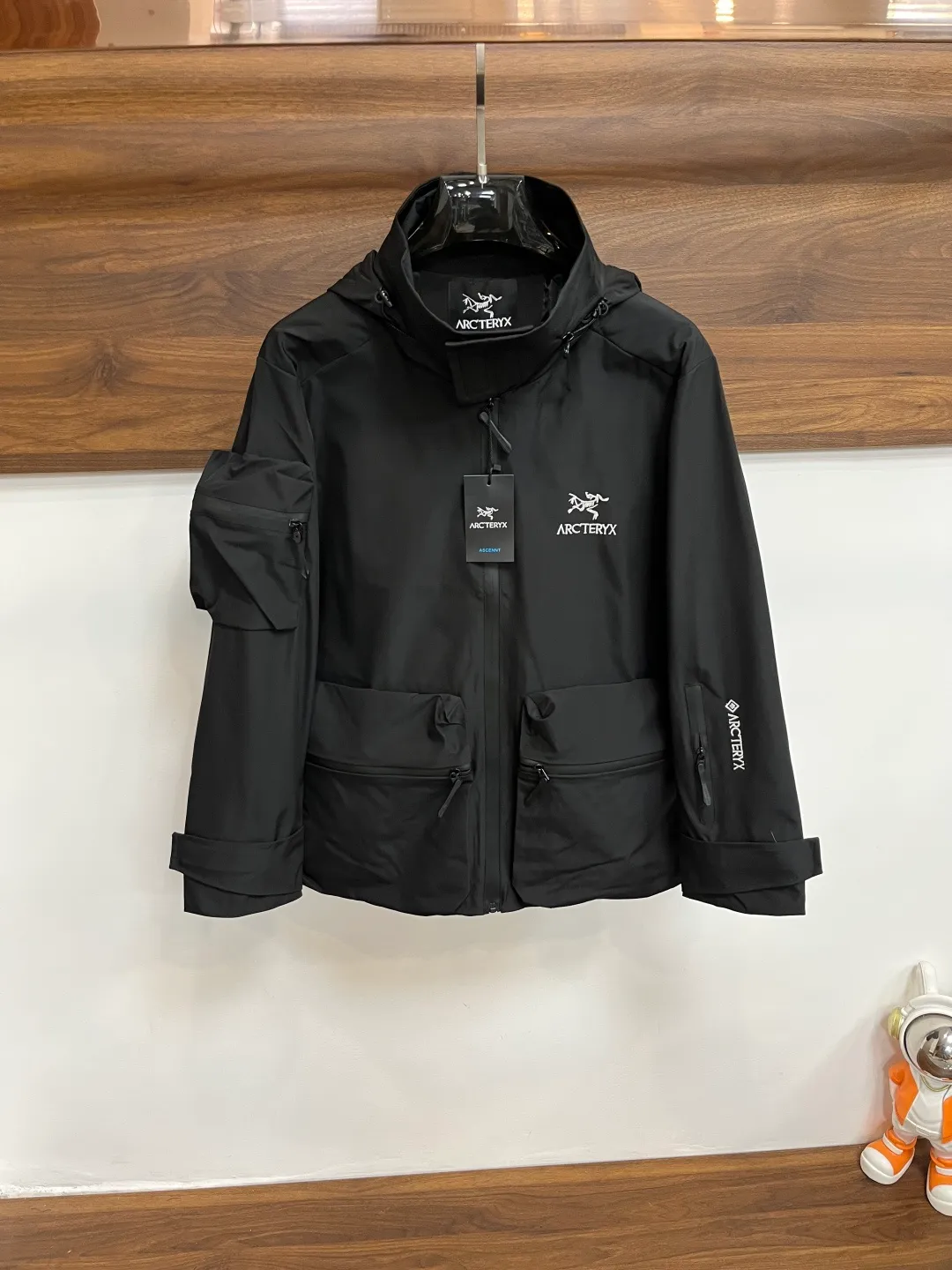 ARCTERYX 2026 New Arrival🧊 ，Original Premium Breathable ， ， ， Quality。 ， Sizes：M～3XL H 2025New Arrival